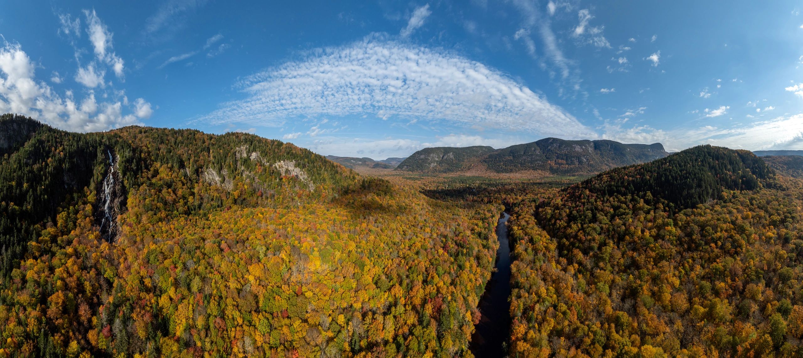 Autumn valley landscape near Grey Highlands